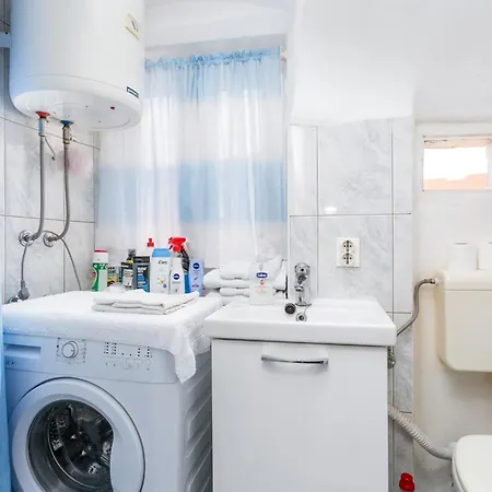 Apartment With Wifi - 23450 Split